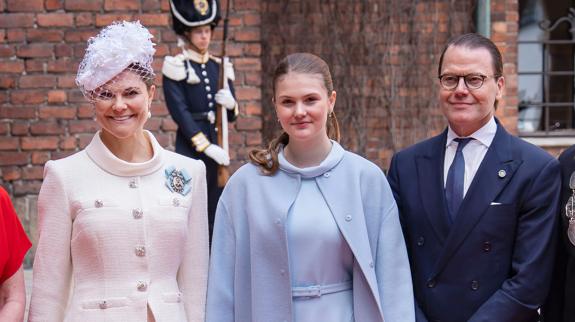 Har 14-årige prinsesse Estelle allerede en tatovering? Nu er mysteriet opklaret | SE og HØR