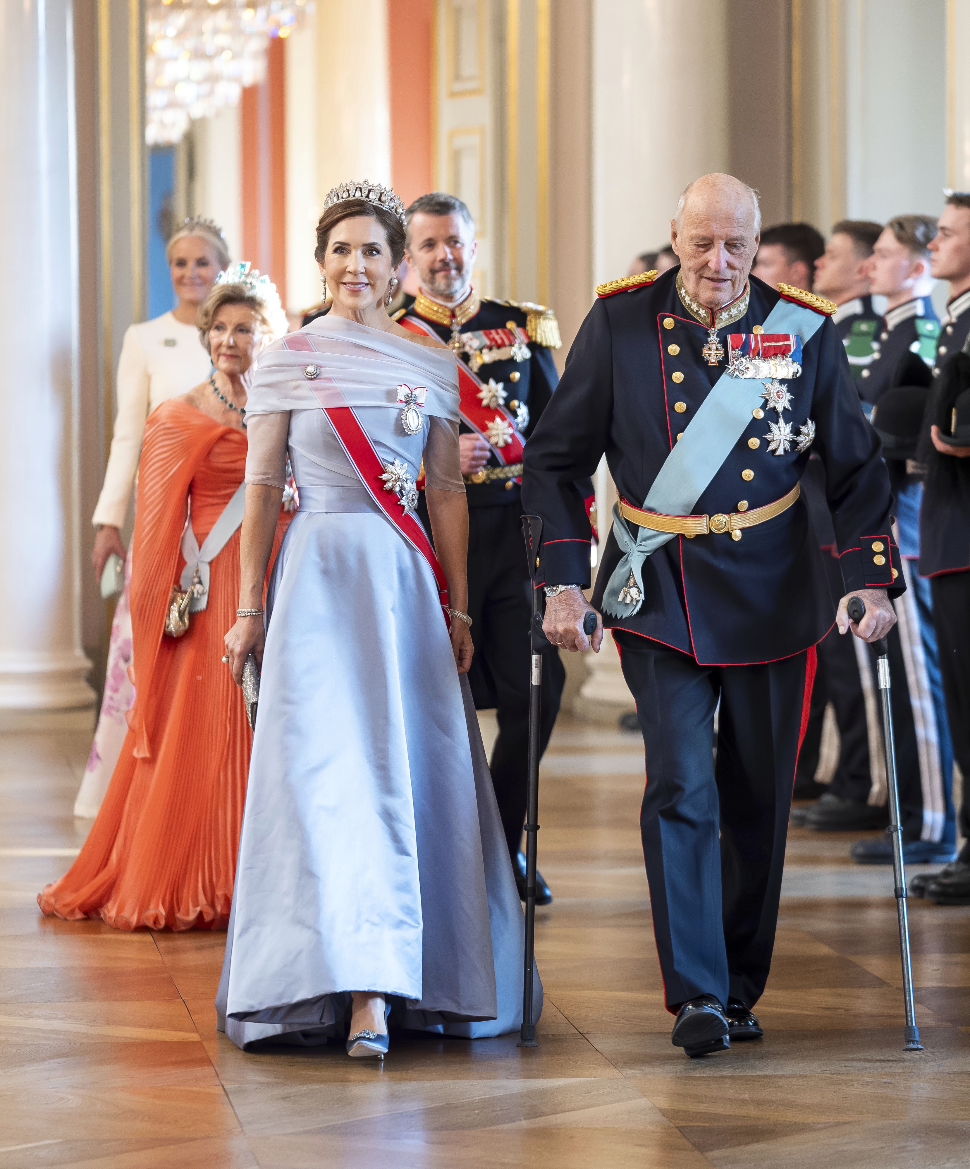 Se billederne: Det danske kongehus mindes kong Harald