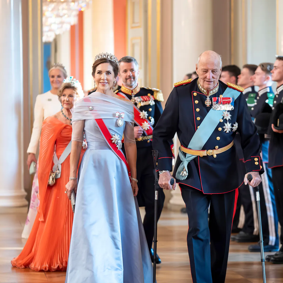 Se billederne: Det danske kongehus mindes kong Harald