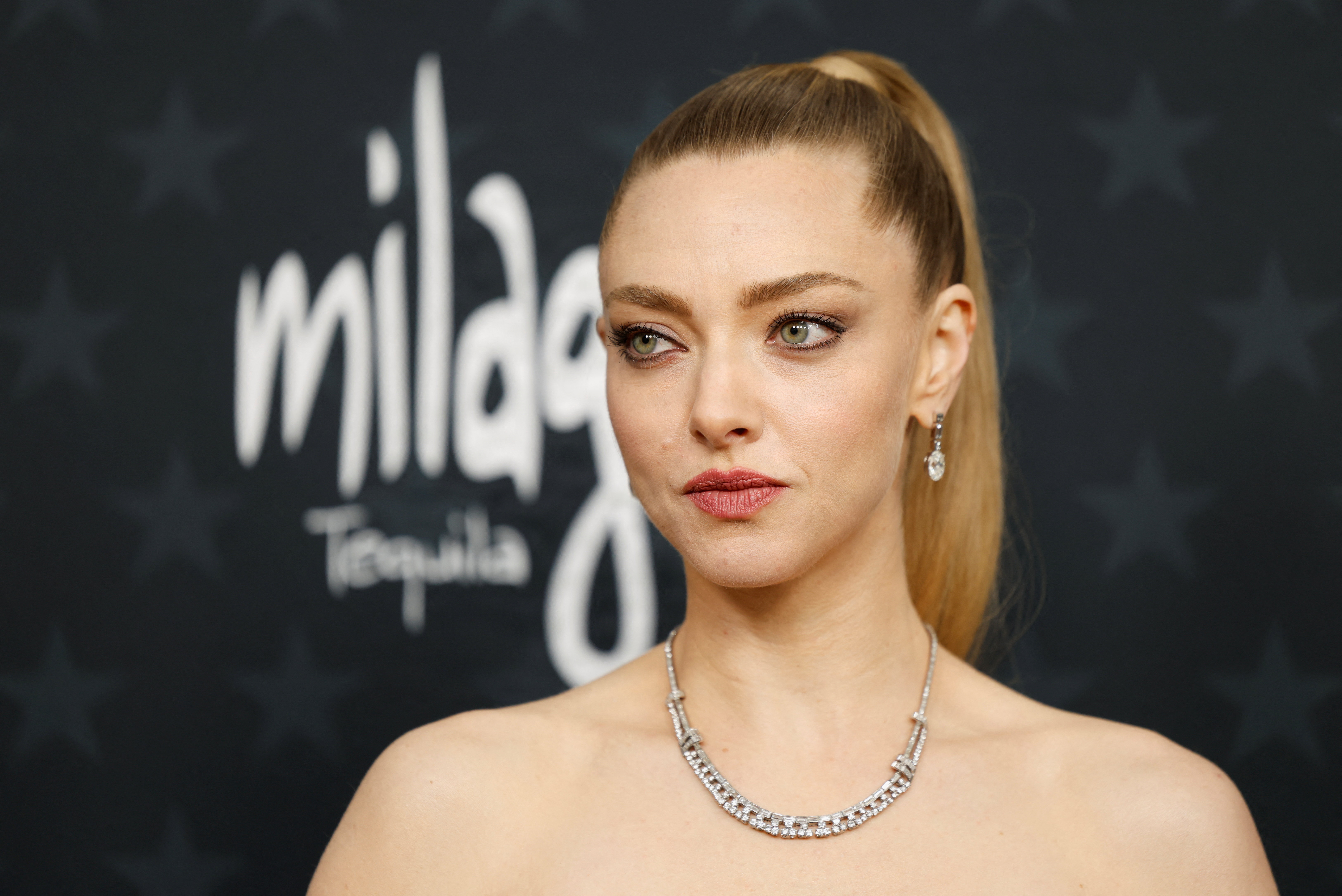 Datteren får Amanda Seyfried til at skrige for sit liv | SE og HØR