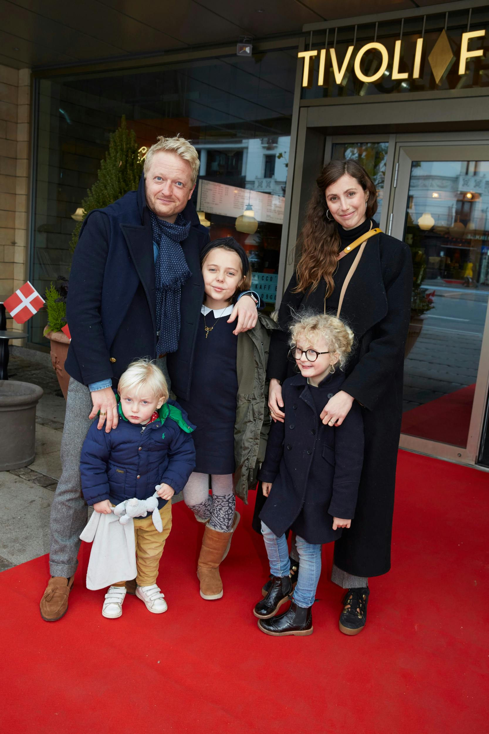 Familien består af de fælles børn Ester Liv på 12 og August Levy på otte år – og Martins datter, Emma-Mai . Billedet her er fra 2018.