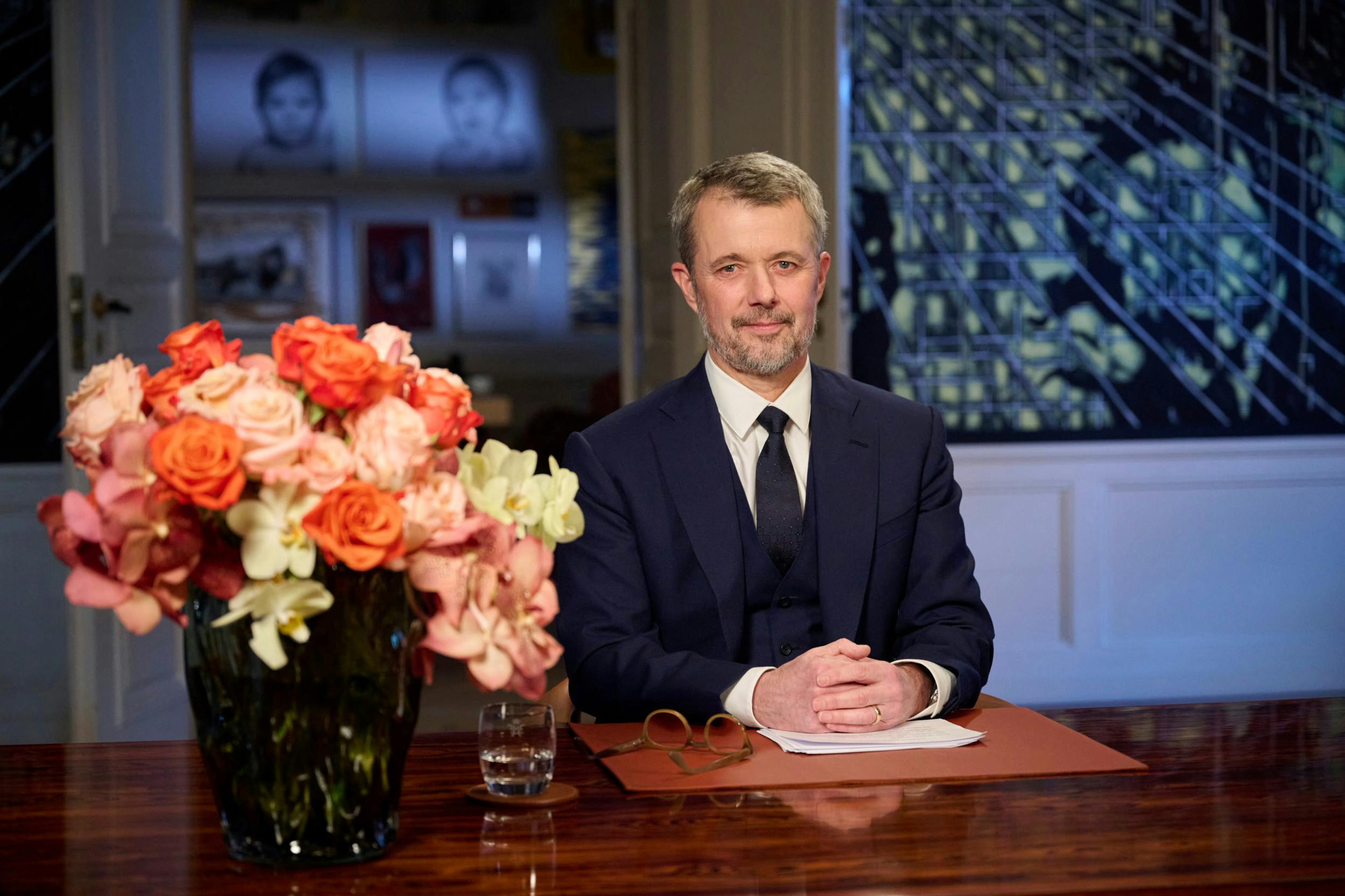 Kong Frederik holdt nytårstale for anden gang, og farerne over Danmark var et centralt emne.