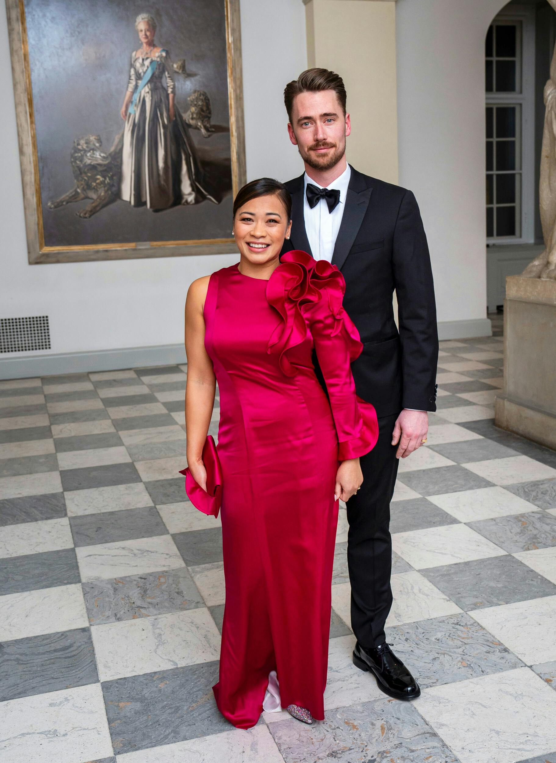 I sommeren 2024 blev Dak gift med 35-årige Anders Gjørtler, som hun mødte gennem ”Vild med dans”-veteranen Mads Vad, mens hun selv deltog i TV2’s lårsvingerkonkurrence i 2016.