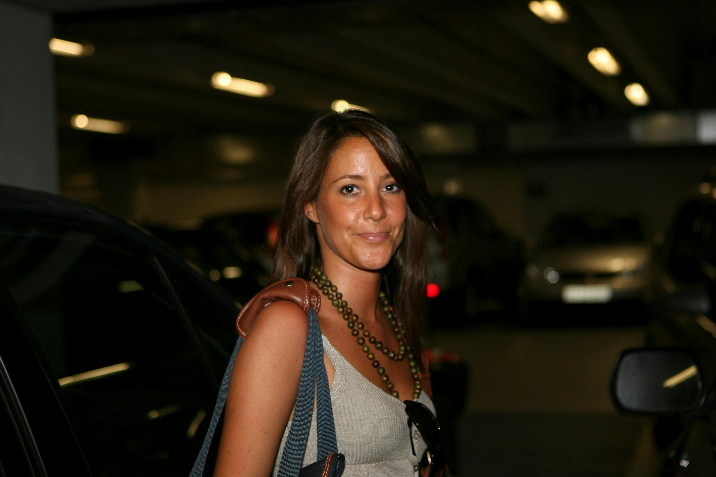 Marie har ligesom Joachim gået på kostskole. 