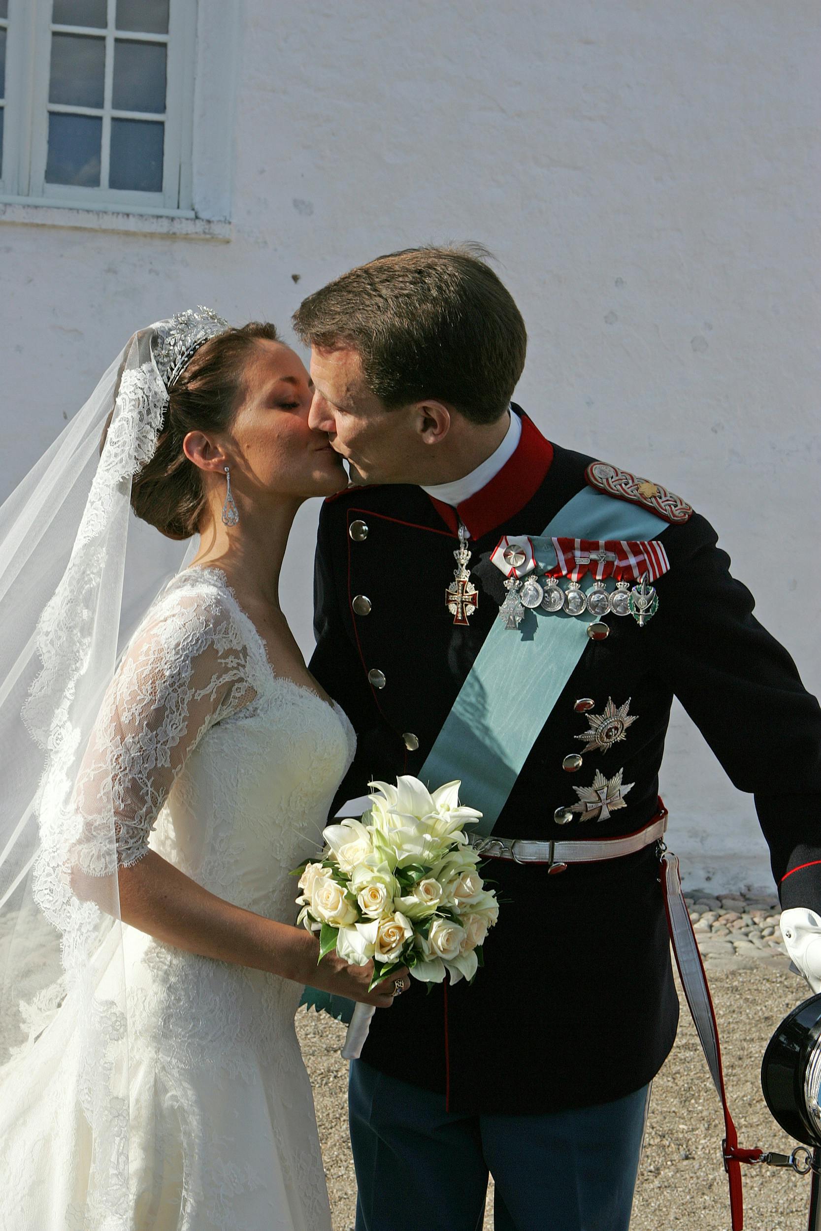Brylluppet stod året efter den 24. maj i Møgeltønder Kirke, mens festen blev afholdt på Schackenborg Slot. 