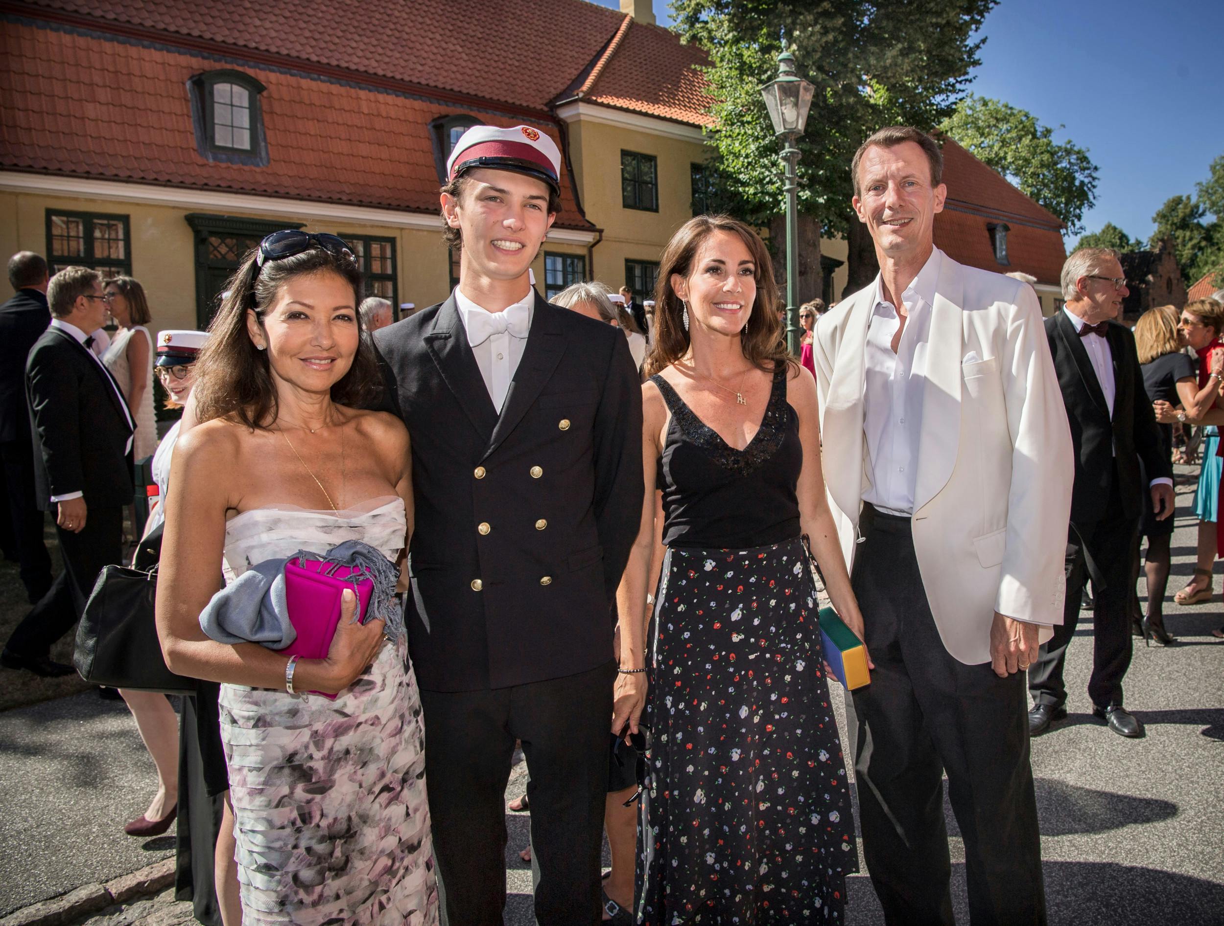 Det er ikke kun forholdet til Joachims børn, der er varmt.  