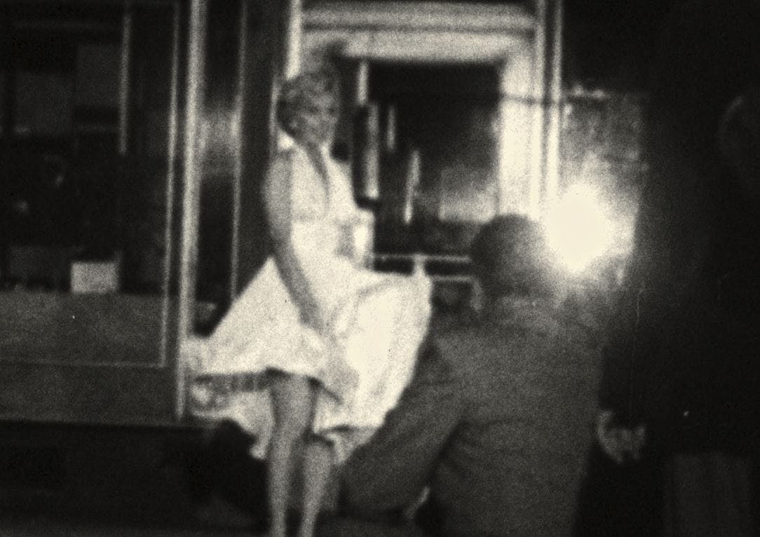 Marilyn Monroe under indspilningerne til "The Seven Year Itch".