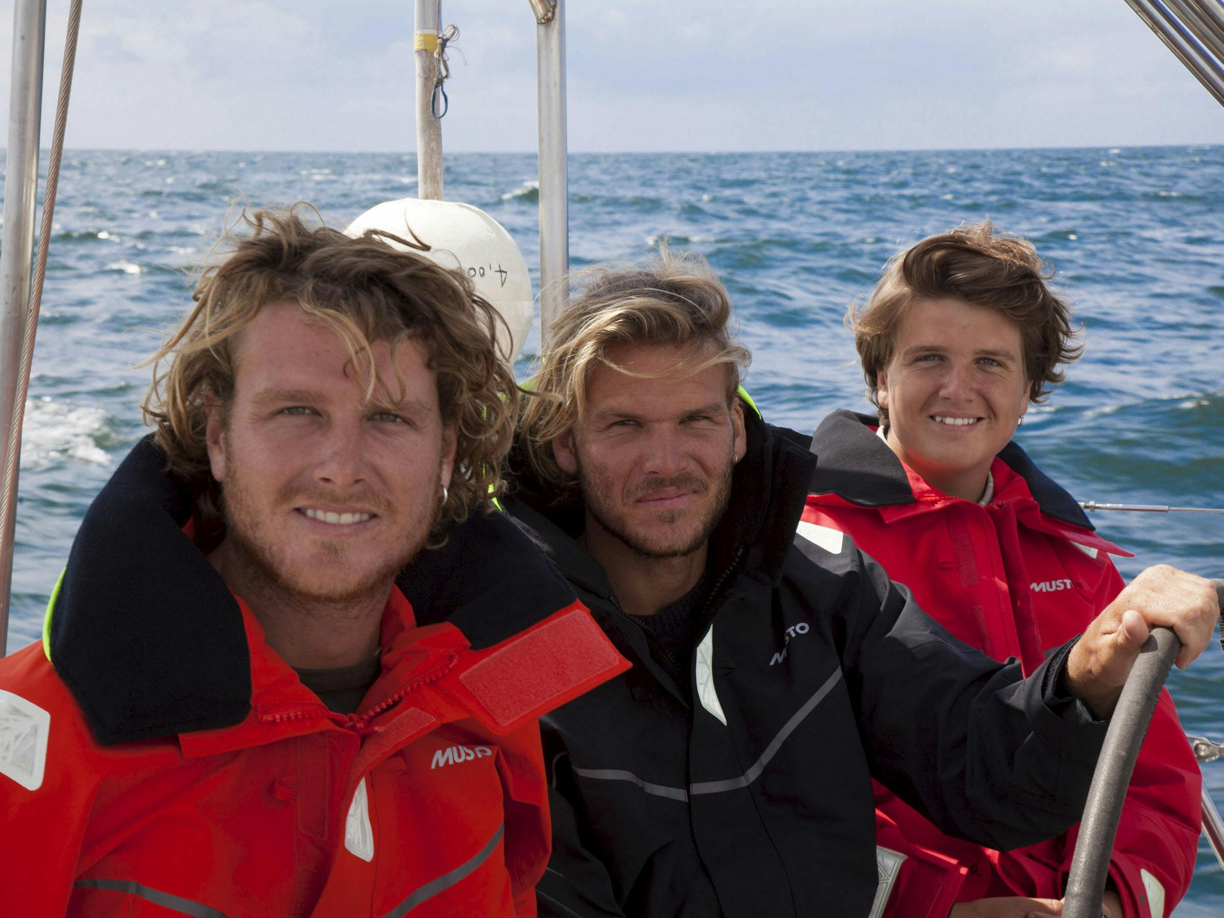 Mikkel Beha Erichsen har sammen med Marian Midé Andersen sønnerne Alfred, Emil og Theis Midé Erichsen.
