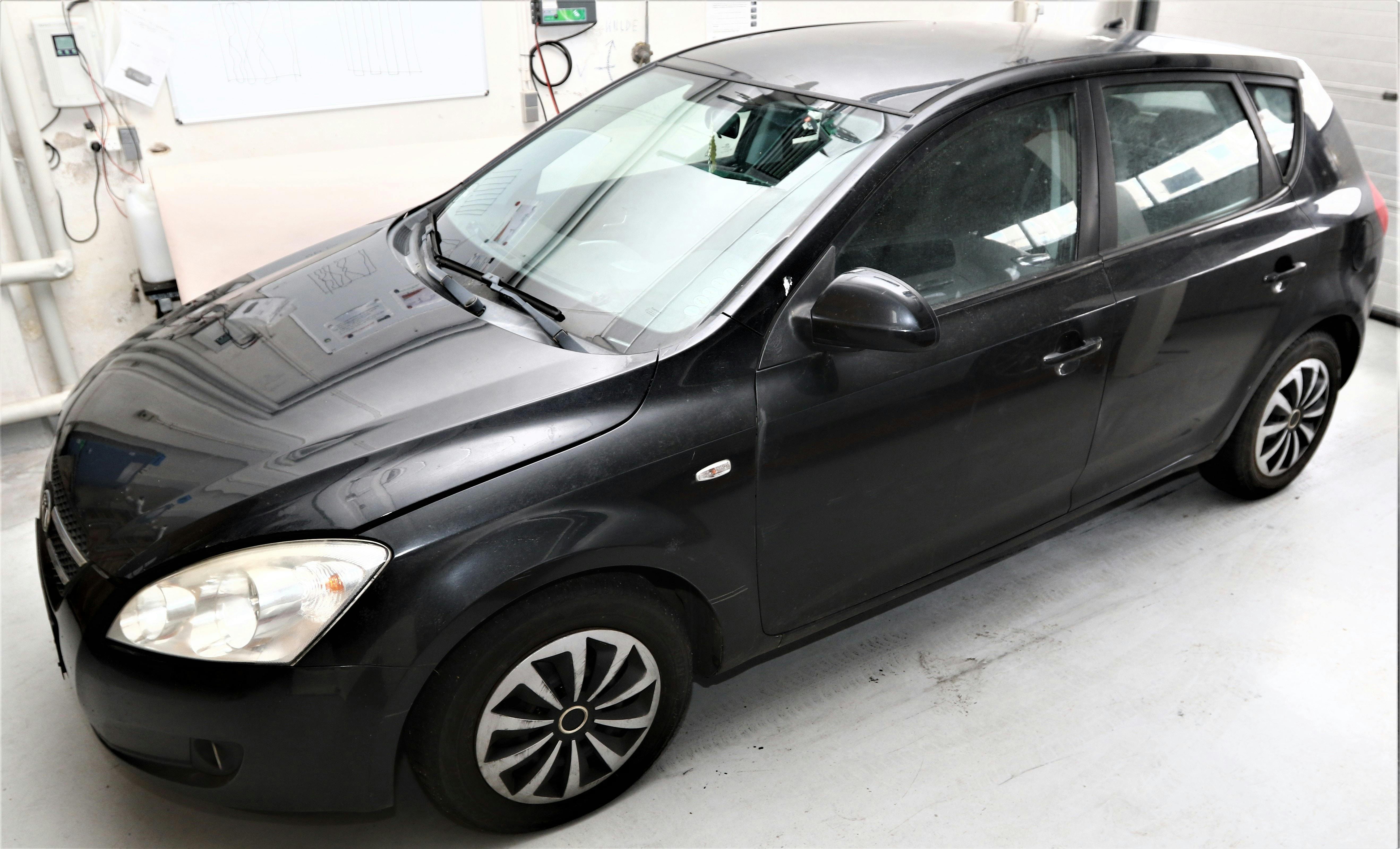 https://imgix.seoghoer.dk/foto_af_kia_ceed_side.jpg
