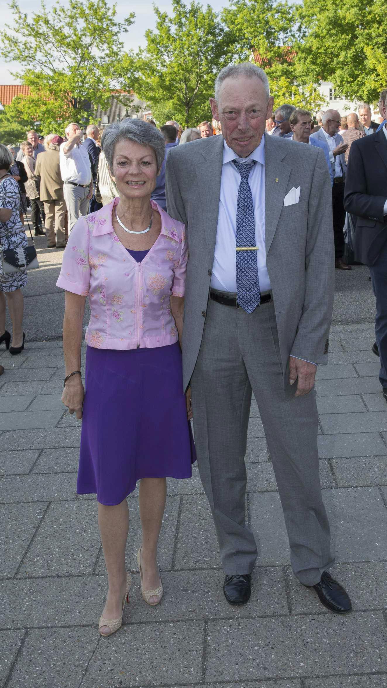 https://imgix.seoghoer.dk/ingolf_sussie_aop.jpg