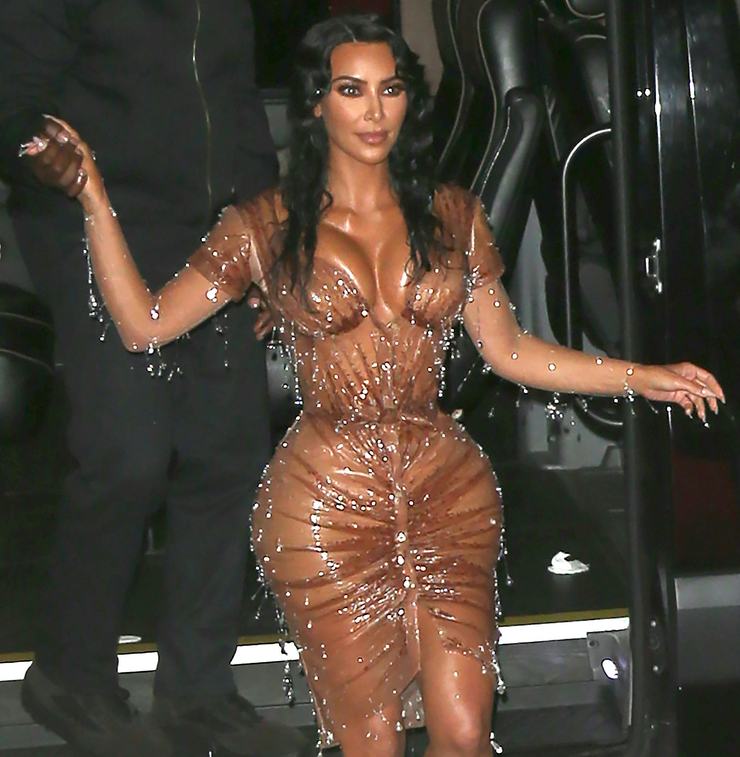 https://imgix.seoghoer.dk/kim_kardashian_til_met_galla.jpg