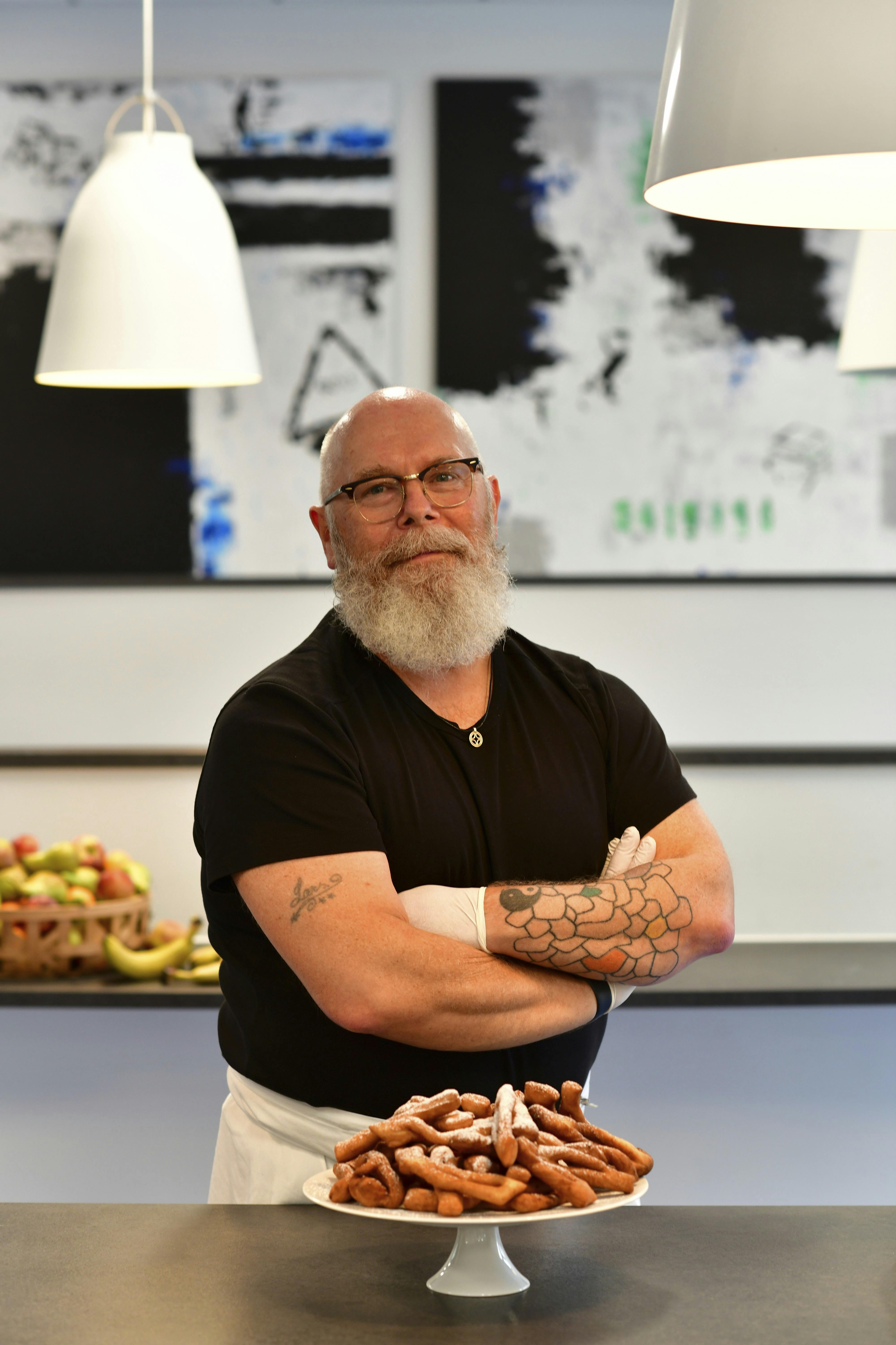 https://imgix.seoghoer.dk/lars_med_klejner.jpg