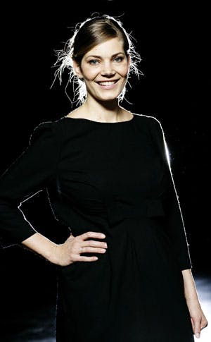 https://imgix.seoghoer.dk/legacy/media/se-og-hoer/2010/film-og-tv/januar/signe-muusmann-tyk-jpg.jpg