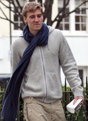 https://imgix.seoghoer.dk/legacy/media/se-og-hoer/2010/kendte-dk/april/bendtnerelskercarolinewebte-jpg.jpg