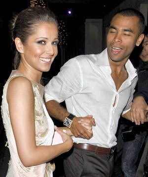 https://imgix.seoghoer.dk/legacy/media/se-og-hoer/2010/kendte-udland/februar/ashley-og-cheryl-cole1-jpg.jpg
