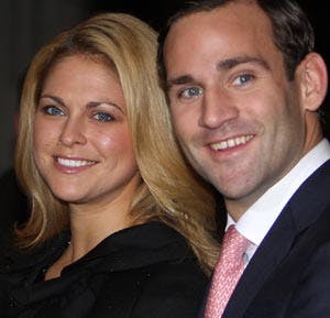 https://imgix.seoghoer.dk/legacy/media/se-og-hoer/2010/royalt/jan-feb-marts/madeleine-brand-tekst-jpg.jpg