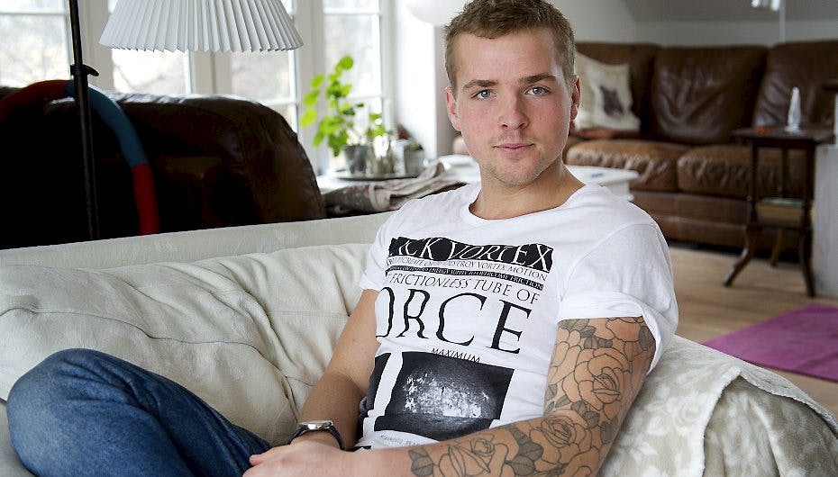 Joakim Ingversen er populær hos kvinderne. Nu skal han også begejstre børn og unge.