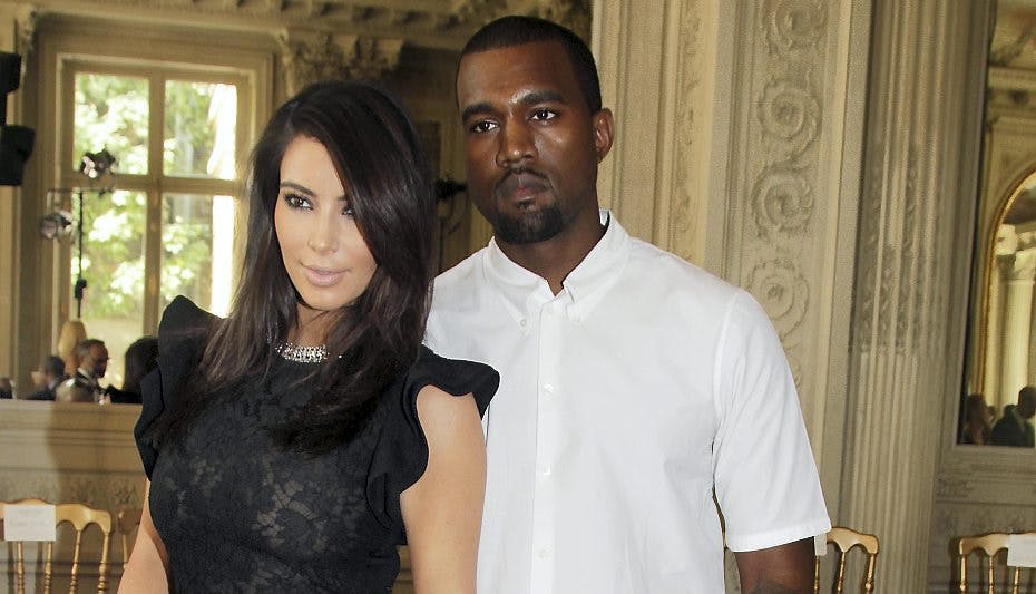 Kanye West med sin kone Kim Kardashian West