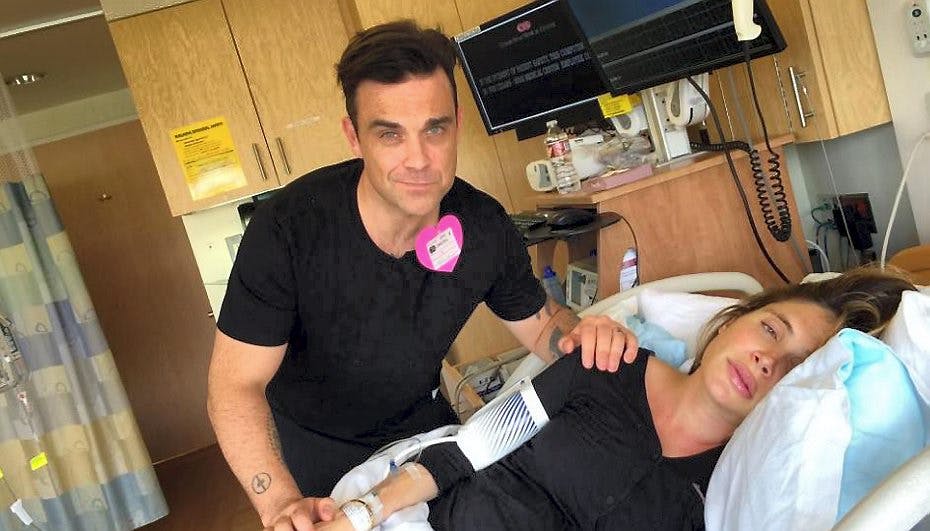 Robbie Williams var i højt humør, da hans andet barn kom til verden mandag