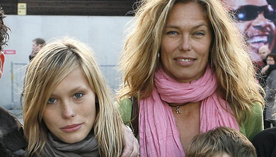 Ulrikke ligner sin mor på en prik