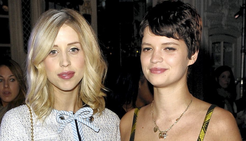 Pixie Geldof er naturligvis meget berørt af sin blot 25-årige søster Peaches' død