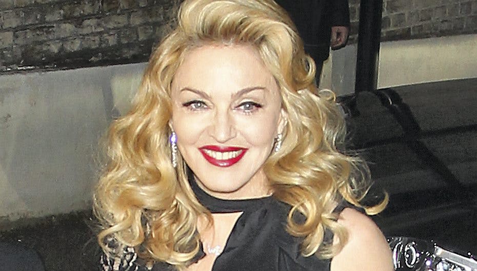 Madonna er stadig smuk og har fuld fart på karriereren