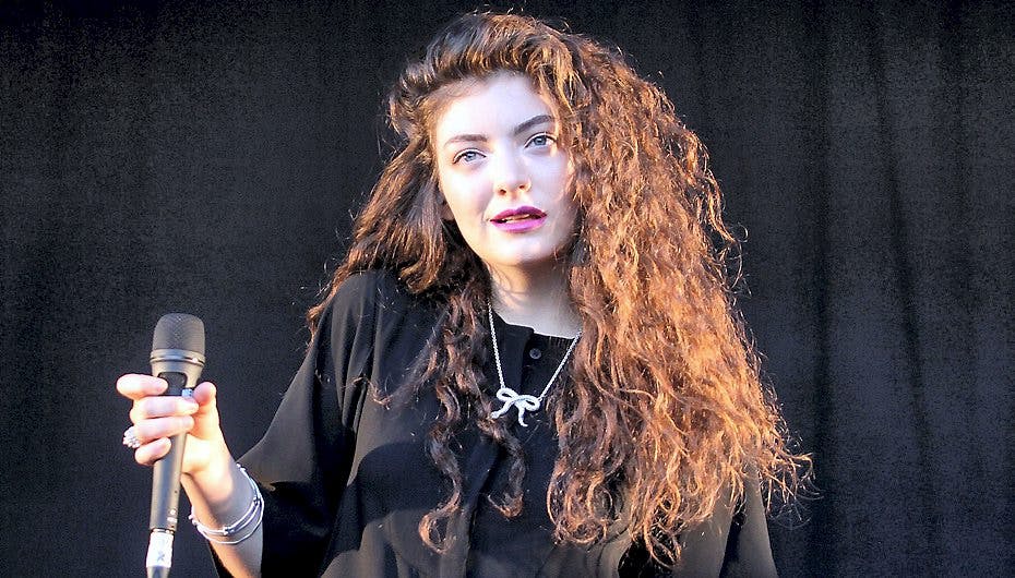 Teenage-sangerinden Lorde er ikke helt begejstret for at være i radioen konstant