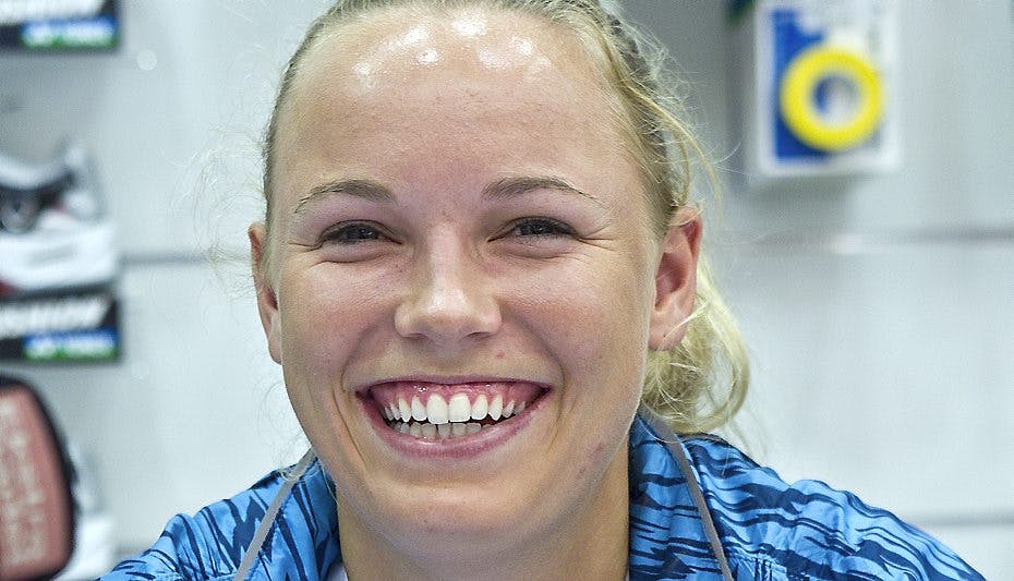 Hun er fuld af spas, hende Caroline Wozniacki.