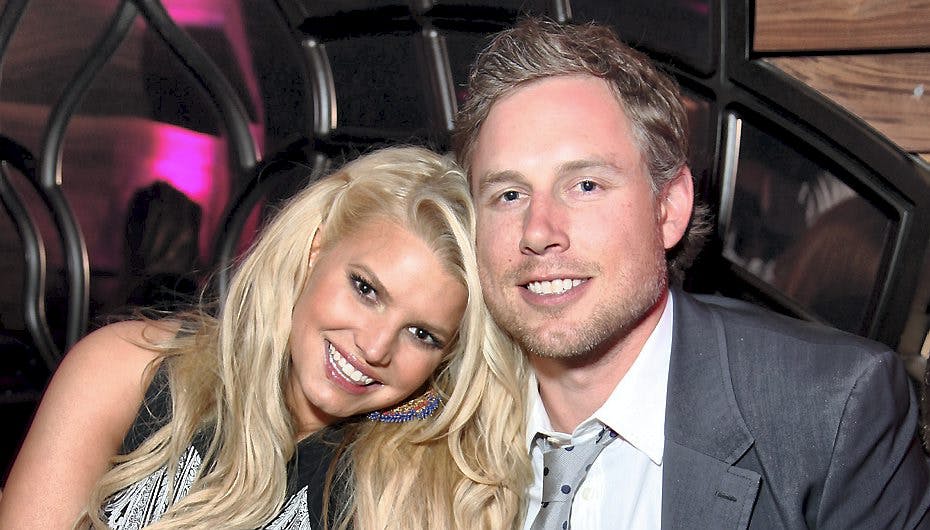 Jessica Simpson med sin kommende ægtefælle