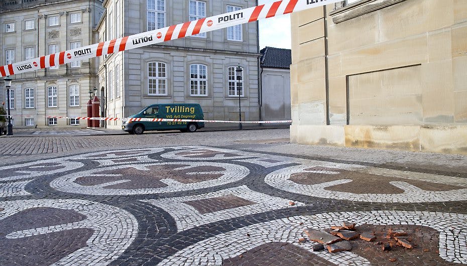 Det var livsfarligt at opholde sig på Amalienborg under stormen