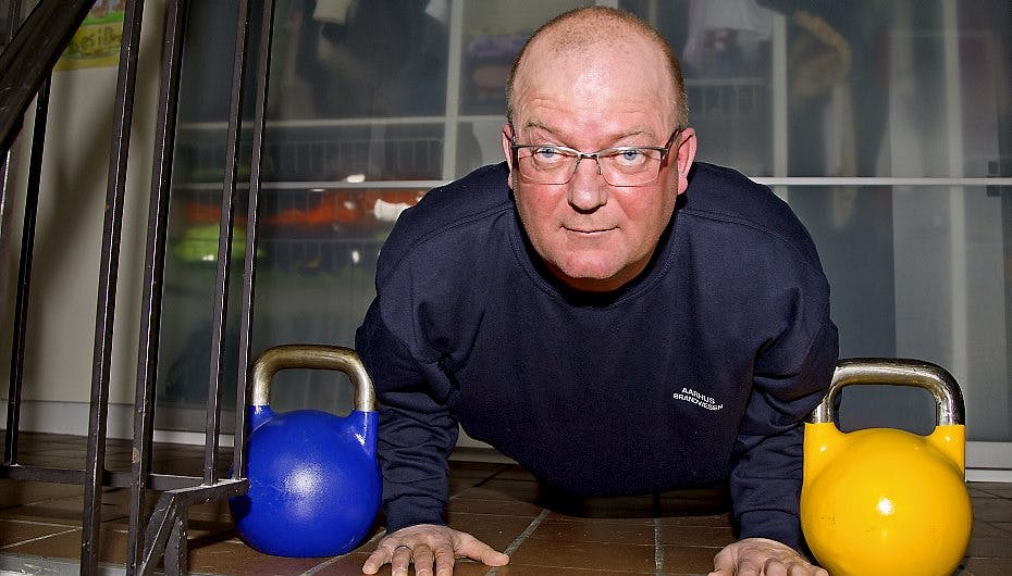Hammer har holdt pause fra løb og cykling, så hans knæ igen kunne komme i form. Men nu er der gang i træningen igen.