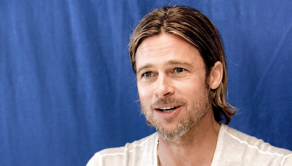 Brad Pitt fortæller i et interview, at han fik sit første skydevåben, da han var blot seks år gammel