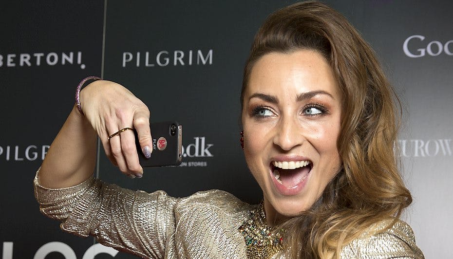 Szhirley har fået ny værtsrolle