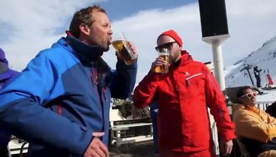 Der er fest og farver i sidste afsnit af "Tosset Med Ski".