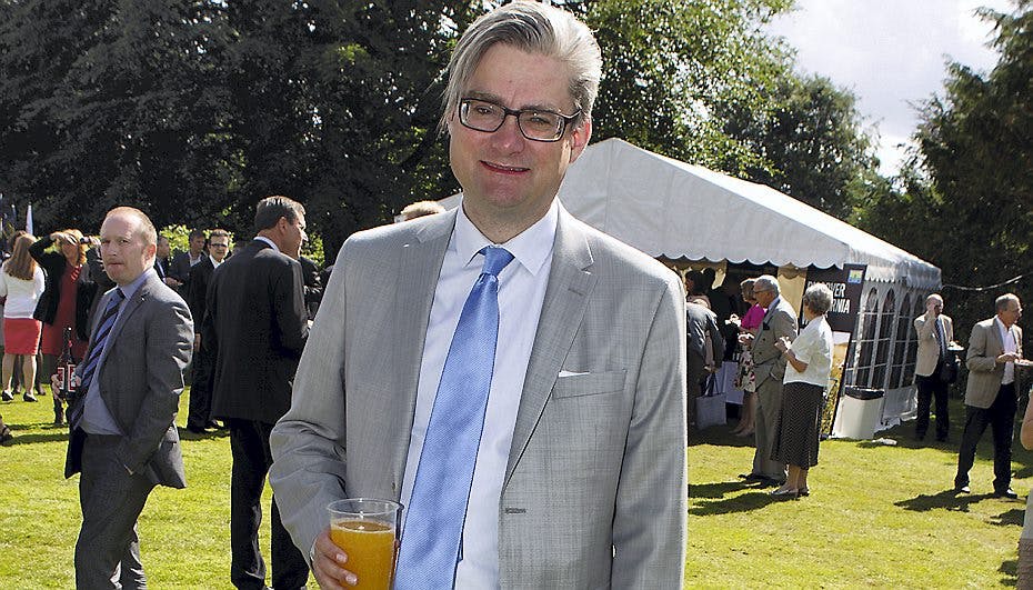 Søren Pind håber at blive genforenet med den specielle sten til de særlige manchetknapper