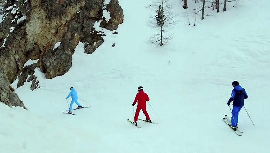 Jonas bliver for alvor udfordret i næstsidste afsnit af "Tosset Med Ski".