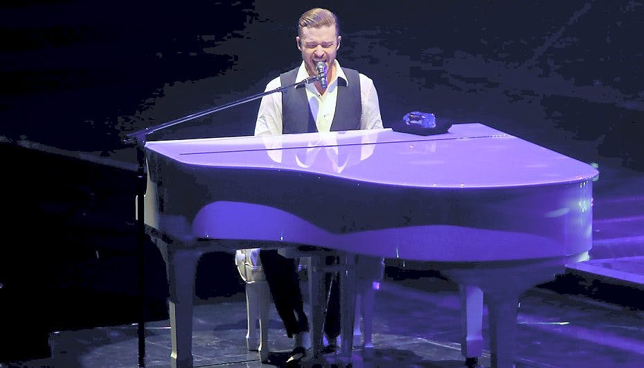 Justin Timberlake ved sit kalver på scenen