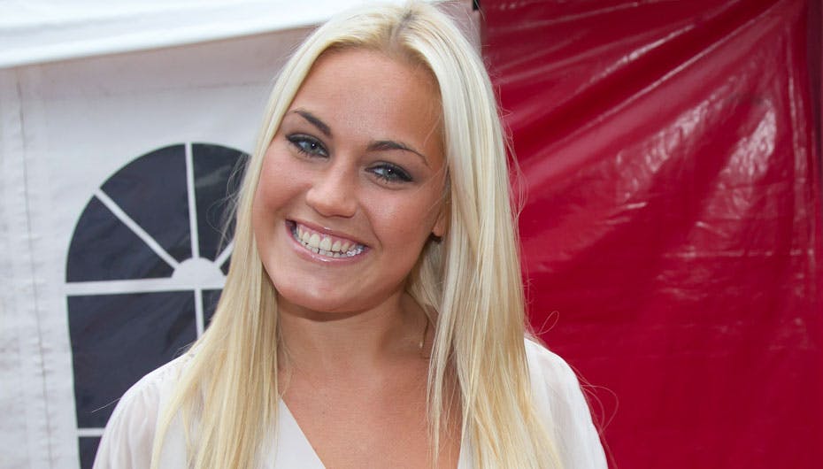 Amalie går ikke så meget op i, om hun går i mærketøj - se, hvad hun går efter