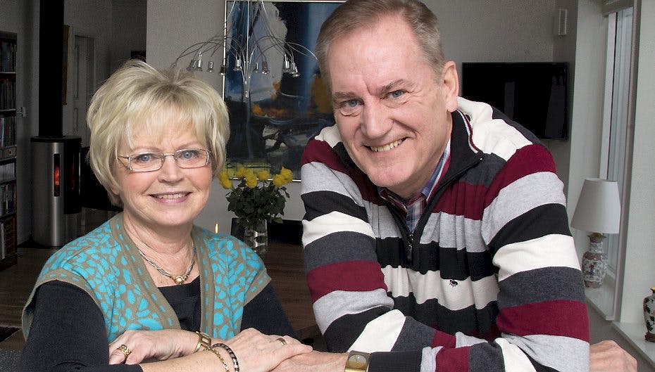 Keld og Hilda er glade for deres nye lækre lejlighed i Danmark