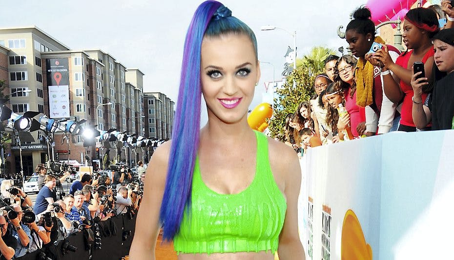 Katy Perry er både dejlig og lækker - og natten til lørdag havde hun sorte trusser på ...