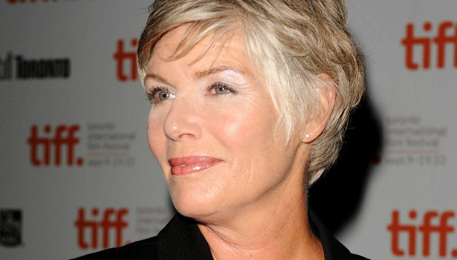 Kelly McGillis er blevet lidt grå på toppen siden sit livs store rolle