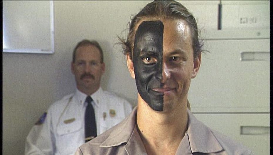 Peter Lundin - som i dag hedder Bjarne Skounborg - skal være far til en lille dreng