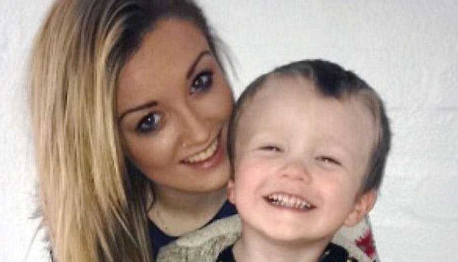 Sammie Welch leder med lys og lygte efter mand, der gav hende seddel