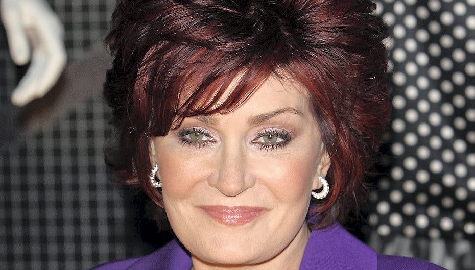 Sharon Osbourne afslører, at hun på et tidspunkt som ung endte på den lukkede, efter hun havde skåret sig i sint håndled