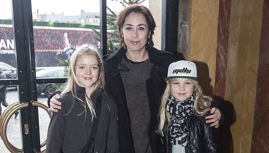 Sofie Gråbøl med datteren, Gudrun, og veninden Mathilde.
