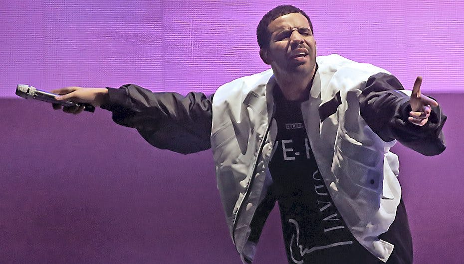 Facebook ulmer af skuffelse over Drakes sene afbud.