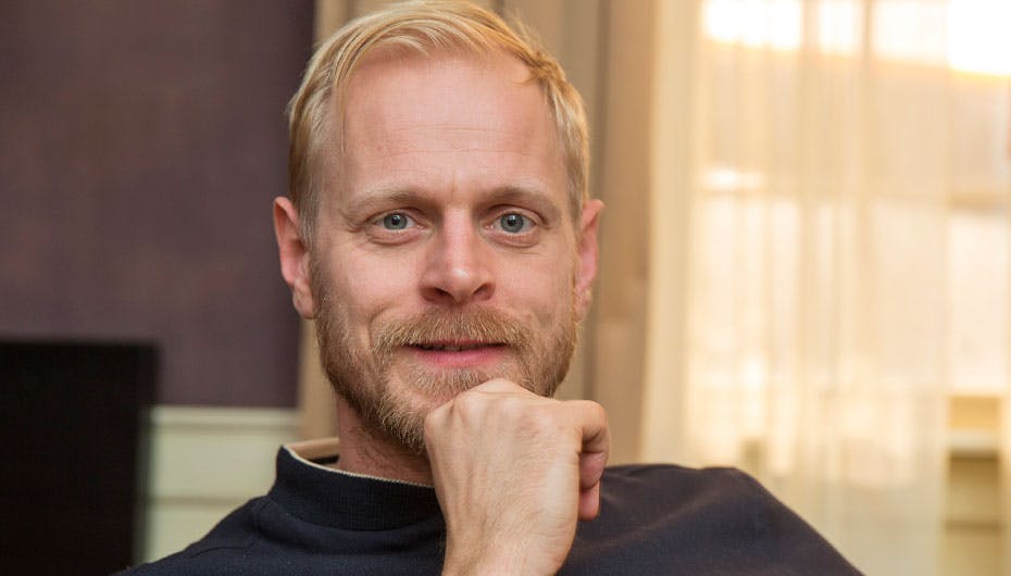 41-årige Carsten Bjørnlund vil hellere have et par naturlige bryster end et par af silikone