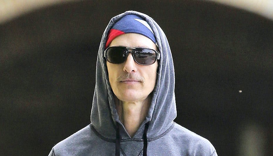 Han er et af Hollywoods varmeste navne - men hot er hans look ikke for tiden.