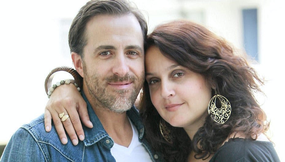 Sascha Dupont og Bryan Conner skal være forældre.