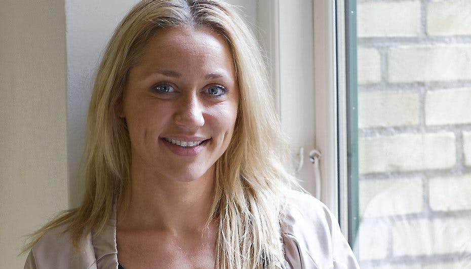 Ditte Ylva Olsen sælger ud